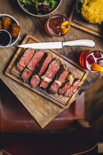 Tomahawk Dinner Package for 2 with Drinks